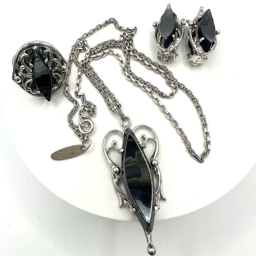 Whiting & Davis vintage silver tone faux hematite necklace ring clip on earrings